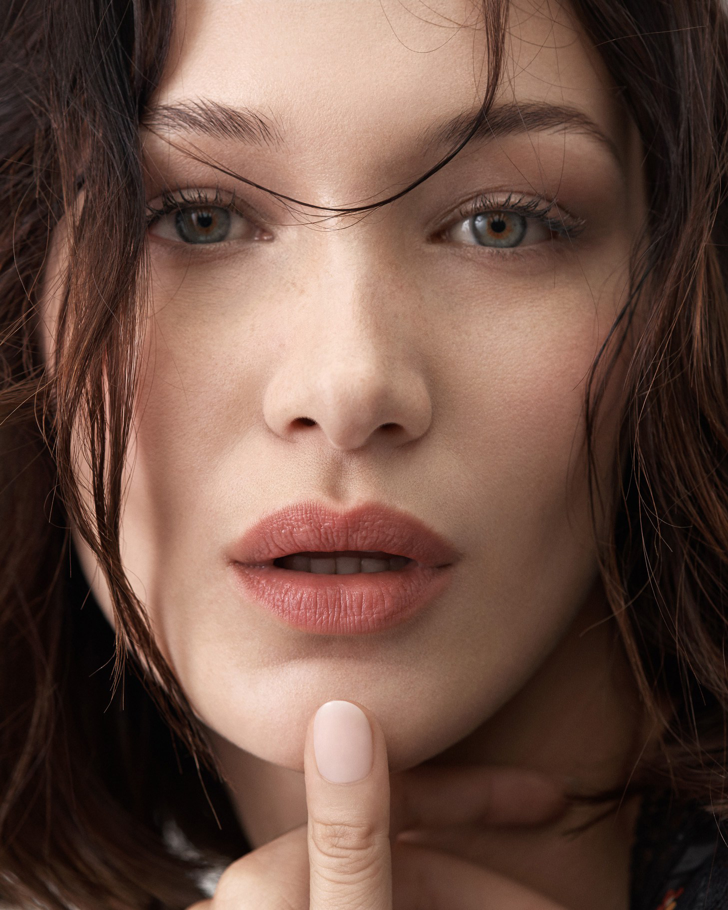 Bella Hadid, selected portrait 3